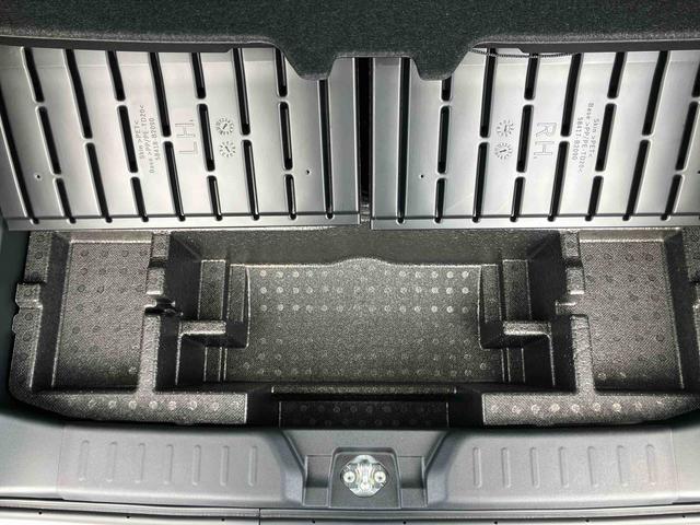 ムーヴキャンバスストライプスＧ　届出済未使用車４ＷＤ　ＣＶＴ　６６０ｃｃ　衝突被害軽減ブレーキ　横滑り防止装置　ＡＢＳ　サイドエアバッグ　アイドリングストップ　プッシュボタンスタート　両側電動スライドドア　ベンチシート　全席シートヒーター（福島県）の中古車