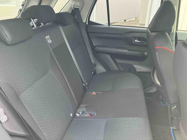 ロッキーＸ　ＨＥＶ２ＷＤ　ＣＶＴ　１２００ｃｃ　ハイブリッド　衝突被害軽減ブレーキ　横滑り防止装置　ＡＢＳ　サイドエアバッグ　スマートキー　プッシュボタンスタート　ディスプレイオーディオ　バックモニター（福島県）の中古車