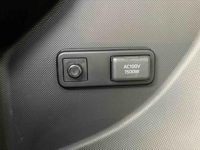 ロッキーＸ　ＨＥＶ２ＷＤ　ＣＶＴ　１２００ｃｃ　ハイブリッド　衝突被害軽減ブレーキ　横滑り防止装置　ＡＢＳ　サイドエアバッグ　スマートキー　プッシュボタンスタート　ディスプレイオーディオ　バックモニター（福島県）の中古車