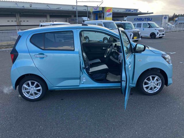 ミライースＧ　ＳＡIII　届出済未使用車４ＷＤ　ＣＶＴ　６６０ｃｃ　衝突被害軽減ブレーキ　横滑り防止装置　ＡＢＳ　アイドリングストップ　プッシュボタンスタート　全席シートヒーター　オートエアコン　届出済未使用車（福島県）の中古車