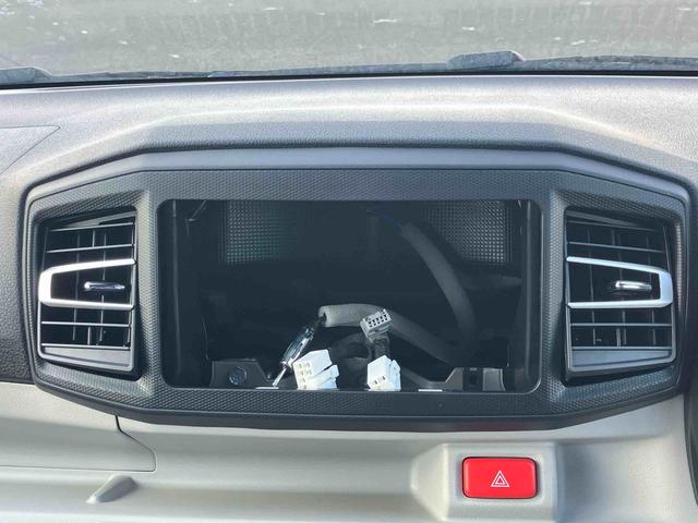 ミライースＧ　ＳＡIII　届出済未使用車４ＷＤ　ＣＶＴ　６６０ｃｃ　衝突被害軽減ブレーキ　横滑り防止装置　ＡＢＳ　アイドリングストップ　プッシュボタンスタート　全席シートヒーター　オートエアコン　届出済未使用車（福島県）の中古車