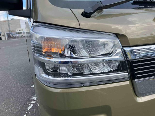 ハイゼットトラックジャンボエクストラ　４ＷＤ　届出済未使用車４ＷＤ　ＣＶＴ　６６０ｃｃ　衝突被害軽減ブレーキ　横滑り防止装置　ＡＢＳ　エアバッグ　アイドリングストップ　プッシュボタンスタート　マニュアルエアコン　パワーステアリング　荷台作業灯　届出済未使用車（福島県）の中古車