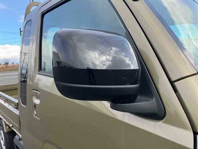 ハイゼットトラックジャンボエクストラ　４ＷＤ　届出済未使用車４ＷＤ　ＣＶＴ　６６０ｃｃ　衝突被害軽減ブレーキ　横滑り防止装置　ＡＢＳ　エアバッグ　アイドリングストップ　プッシュボタンスタート　マニュアルエアコン　パワーステアリング　荷台作業灯　届出済未使用車（福島県）の中古車