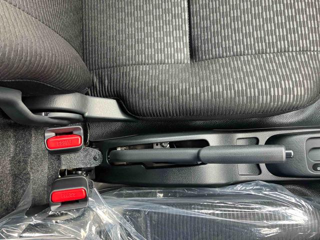 ハイゼットトラックジャンボエクストラ　４ＷＤ　届出済未使用車４ＷＤ　ＣＶＴ　６６０ｃｃ　衝突被害軽減ブレーキ　横滑り防止装置　ＡＢＳ　エアバッグ　アイドリングストップ　プッシュボタンスタート　マニュアルエアコン　パワーステアリング　荷台作業灯　届出済未使用車（福島県）の中古車