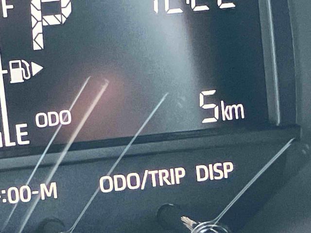 ハイゼットトラックジャンボエクストラ　４ＷＤ　届出済未使用車４ＷＤ　ＣＶＴ　６６０ｃｃ　衝突被害軽減ブレーキ　横滑り防止装置　ＡＢＳ　エアバッグ　アイドリングストップ　プッシュボタンスタート　マニュアルエアコン　パワーステアリング　荷台作業灯　届出済未使用車（福島県）の中古車