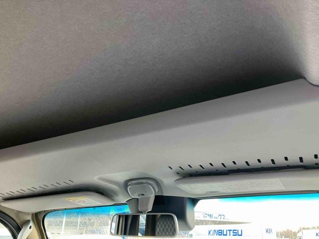 ハイゼットトラックジャンボエクストラ　４ＷＤ　届出済未使用車４ＷＤ　ＣＶＴ　６６０ｃｃ　衝突被害軽減ブレーキ　横滑り防止装置　ＡＢＳ　エアバッグ　アイドリングストップ　プッシュボタンスタート　マニュアルエアコン　パワーステアリング　荷台作業灯　届出済未使用車（福島県）の中古車