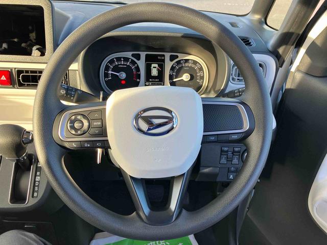 ムーヴキャンバスストライプスＧ　両側電動スライドドア　届出済未使用車　４ＷＤ４ＷＤ　ＣＶＴ　６６０ｃｃ　両側電動スライドドア　衝突被害軽減ブレーキ　横滑り防止装置　ＡＢＳ　サイドエアバッグ　アイドリングストップ　プッシュボタンスタート　前席シートヒーター　届出済未使用車（福島県）の中古車