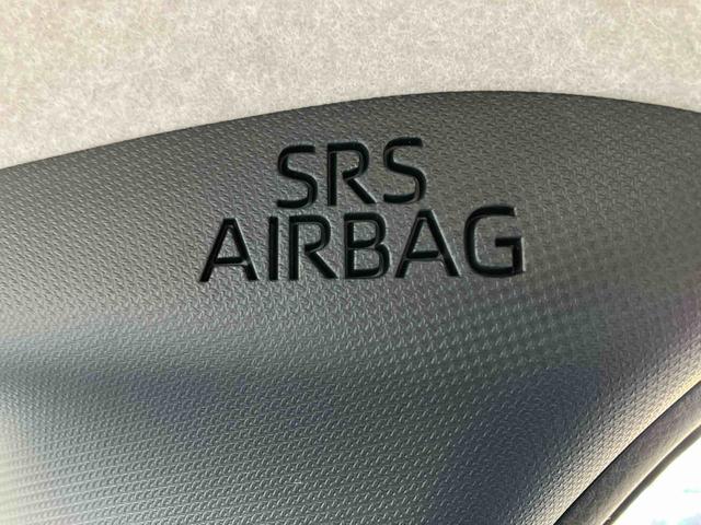 ムーヴキャンバスストライプスＧ　両側電動スライドドア　届出済未使用車　４ＷＤ４ＷＤ　ＣＶＴ　６６０ｃｃ　両側電動スライドドア　衝突被害軽減ブレーキ　横滑り防止装置　ＡＢＳ　サイドエアバッグ　アイドリングストップ　プッシュボタンスタート　前席シートヒーター　届出済未使用車（福島県）の中古車