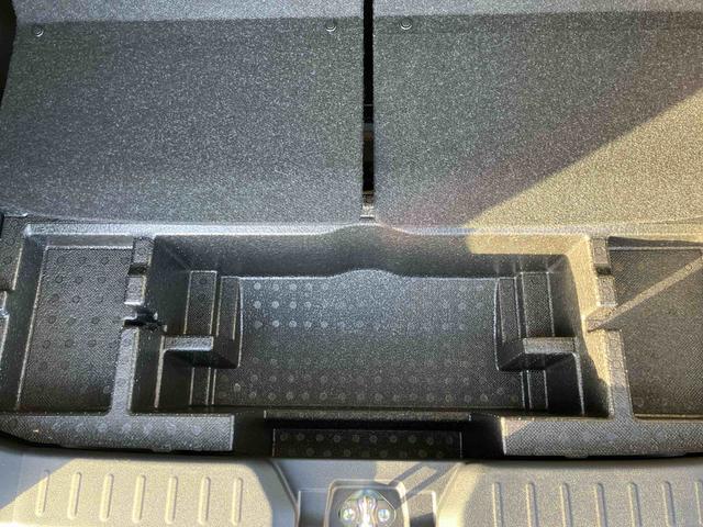 ムーヴキャンバスストライプスＧ　両側電動スライドドア　届出済未使用車　４ＷＤ４ＷＤ　ＣＶＴ　６６０ｃｃ　両側電動スライドドア　衝突被害軽減ブレーキ　横滑り防止装置　ＡＢＳ　サイドエアバッグ　アイドリングストップ　プッシュボタンスタート　前席シートヒーター　届出済未使用車（福島県）の中古車