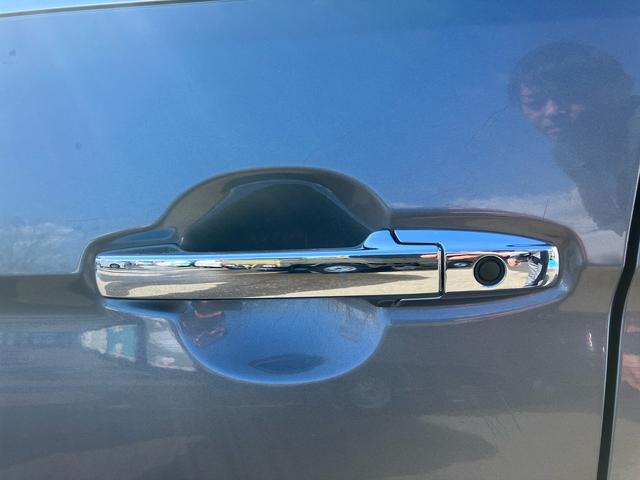 N−ONEプレミアム 4WD 車検整備付4WD CVT 660cc ディスチャージヘッドランプ IR/UVカット 運転席・助手席エアバッグ ABS ヒルスタートアシスト機能 アイドリングストップ プッシュボタンスタート ガラス 車検整備付(福島県)の中古車