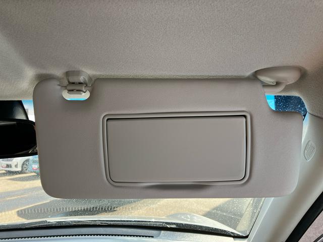 N−ONEプレミアム 4WD 車検整備付4WD CVT 660cc ディスチャージヘッドランプ IR/UVカット 運転席・助手席エアバッグ ABS ヒルスタートアシスト機能 アイドリングストップ プッシュボタンスタート ガラス 車検整備付(福島県)の中古車