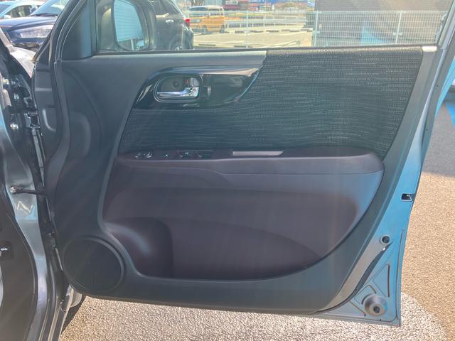 N−ONEプレミアム 4WD 車検整備付4WD CVT 660cc ディスチャージヘッドランプ IR/UVカット 運転席・助手席エアバッグ ABS ヒルスタートアシスト機能 アイドリングストップ プッシュボタンスタート ガラス 車検整備付(福島県)の中古車