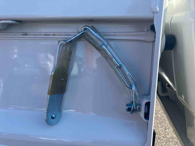 ハイゼットトラックジャンボエクストラ４ＷＤ　６６０ｃｃ　５速マニュアル　デフロック　衝突被害軽減ブレーキ　横滑り防止装置　ＡＢＳ　アイドリングストップ　プッシュボタンスタート　マニュアルエアコン　パワーステアリング（福島県）の中古車