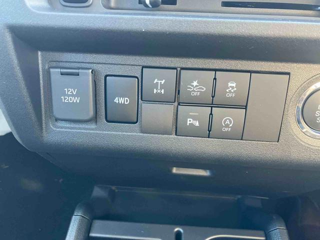 ハイゼットトラックジャンボエクストラ４ＷＤ　６６０ｃｃ　５速マニュアル　デフロック　衝突被害軽減ブレーキ　横滑り防止装置　ＡＢＳ　アイドリングストップ　プッシュボタンスタート　マニュアルエアコン　パワーステアリング（福島県）の中古車