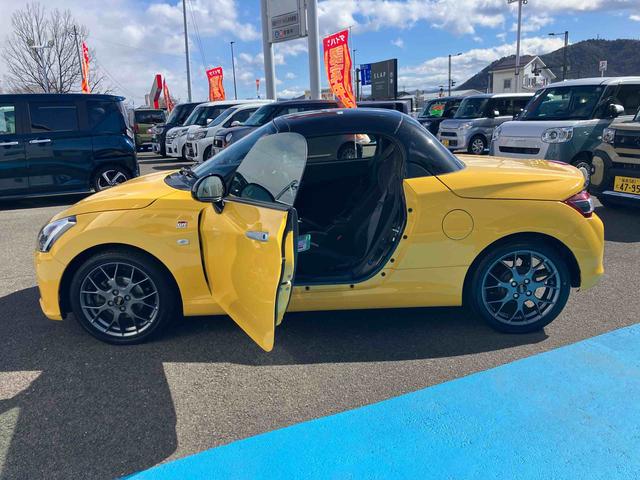 コペンＧＲ　スポーツ　ターボ　車検整備付２ＷＤ　ＣＶＴ　６６０ｃｃ　ターボ　電動開閉ルーフ　ナビ　バックモニター　オートエアコン　アイドリングストップ　プッシュボタンスタート　ＭＯＭＯステアリング　パドルシフト　車検整備付　ワンオーナー車（福島県）の中古車