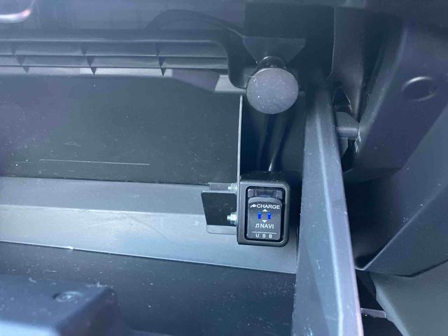 コペンＧＲ　スポーツ　ターボ　車検整備付２ＷＤ　ＣＶＴ　６６０ｃｃ　ターボ　電動開閉ルーフ　ナビ　バックモニター　オートエアコン　アイドリングストップ　プッシュボタンスタート　ＭＯＭＯステアリング　パドルシフト　車検整備付　ワンオーナー車（福島県）の中古車