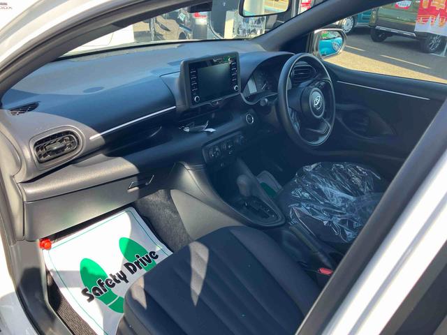 ヤリスＸ　車検整備付２ＷＤ　ＣＶＴ　１５００ｃｃ　ディスプレイオーディオ　ステアリングスイッチ　全方位モニター　マニュアルエアコン　サイド・カーテンシールドエアバッグ　車検整備付（福島県）の中古車