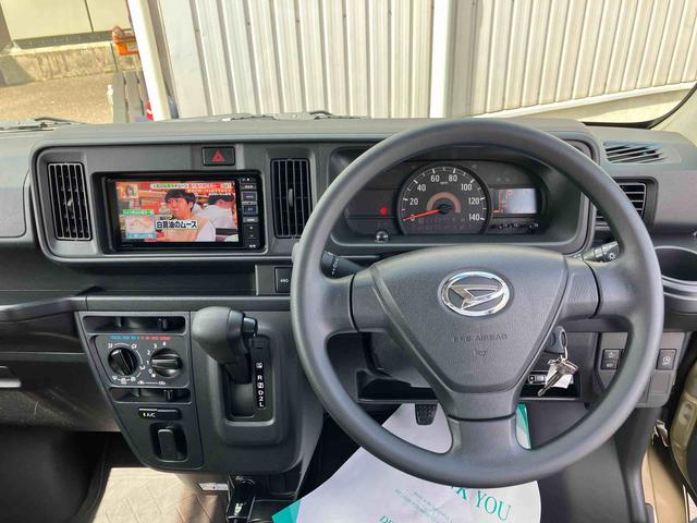 ハイゼットカーゴデッキバンＧ　ＳＡIII４ＷＤ　６６０ｃｃ　７インチナビ　ＥＴＣ車載器　ＬＥＤヘッドランプ　キーレスエントリー　アイドリングストップ　横滑り防止機能　衝突被害軽減ブレーキ　オートライト（福島県）の中古車