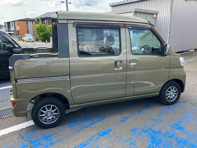ハイゼットカーゴデッキバンＧ　ＳＡIII４ＷＤ　６６０ｃｃ　７インチナビ　ＥＴＣ車載器　ＬＥＤヘッドランプ　キーレスエントリー　アイドリングストップ　横滑り防止機能　衝突被害軽減ブレーキ　オートライト（福島県）の中古車