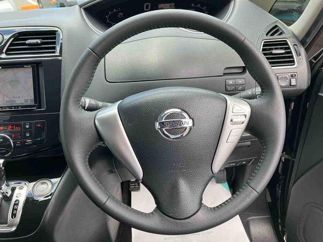 セレナハイウェイスター　Ｖエアロセレクション２ＷＤ　ＣＶＴ　２０００ｃｃ　ナビ　バックカメラ　横滑り防止機能　両側電動スライドドア　３列シート　アイドリングストップ　フォグランプ　プッシュボタンスタート　オートライト（福島県）の中古車