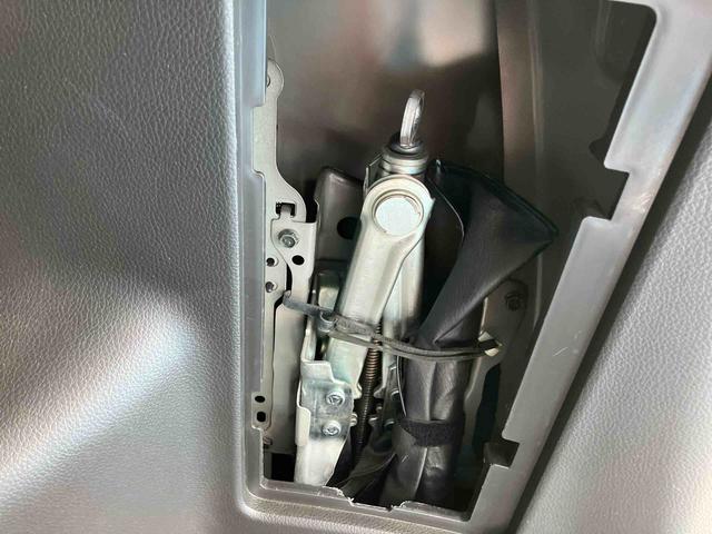 セレナハイウェイスター　Ｖエアロセレクション２ＷＤ　ＣＶＴ　２０００ｃｃ　ナビ　バックカメラ　横滑り防止機能　両側電動スライドドア　３列シート　アイドリングストップ　フォグランプ　プッシュボタンスタート　オートライト（福島県）の中古車