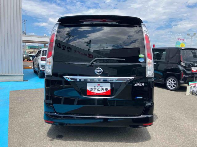 セレナハイウェイスター　Ｖエアロセレクション２ＷＤ　ＣＶＴ　２０００ｃｃ　ナビ　バックカメラ　横滑り防止機能　両側電動スライドドア　３列シート　アイドリングストップ　フォグランプ　プッシュボタンスタート　オートライト（福島県）の中古車