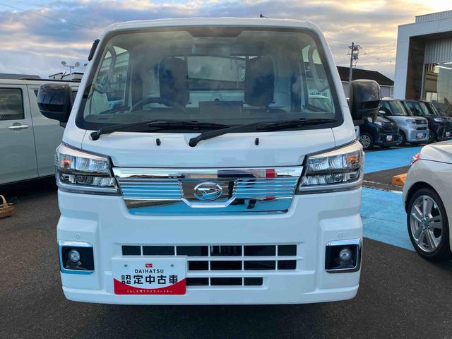 ハイゼットトラックＥＸＴ届出済未使用車　ＭＴ　４ＷＤ　９インチディスプレイオーディオ　バックカメラ　プッシュスタートボタン　作業灯装備　キーフリーシステム　電動格納式ドアミラー　ＬＥＤライト　衝突制御ブレーキ（福島県）の中古車