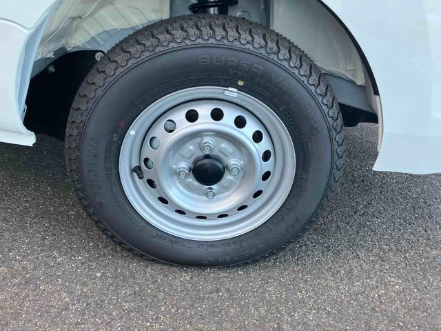 ハイゼットトラックＥＸＴ届出済未使用車　ＭＴ　４ＷＤ　９インチディスプレイオーディオ　バックカメラ　プッシュスタートボタン　作業灯装備　キーフリーシステム　電動格納式ドアミラー　ＬＥＤライト　衝突制御ブレーキ（福島県）の中古車