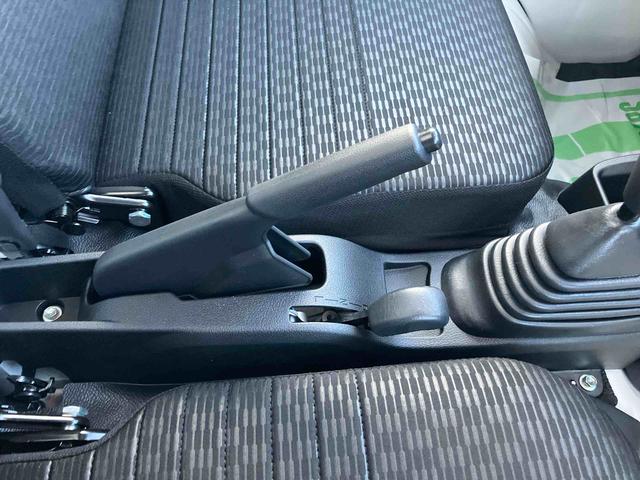 ハイゼットトラックＥＸＴ届出済未使用車　ＭＴ　４ＷＤ　９インチディスプレイオーディオ　バックカメラ　プッシュスタートボタン　作業灯装備　キーフリーシステム　電動格納式ドアミラー　ＬＥＤライト　衝突制御ブレーキ（福島県）の中古車
