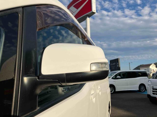 セレナ２０Ｓ２ＷＤ　ナビ・ＥＴＣ付　純正アルミホイール（福島県）の中古車