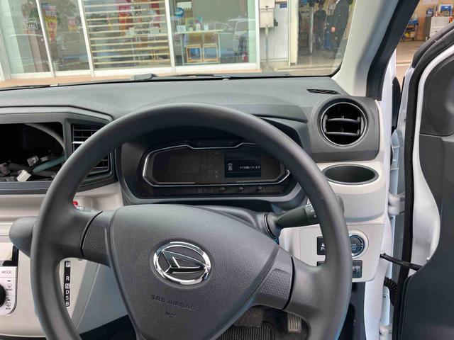 ミライースＧ　ＳＡIII４ＷＤ　ＣＶＴ　６６０ｃｃ　衝突被害軽減ブレーキ　横滑り防止装置　ＡＢＳ　アイドリングストップ　プッシュボタンスタート　オートエアコン　スマートキー　前席シートヒーター　ナビ用バックカメラ（福島県）の中古車