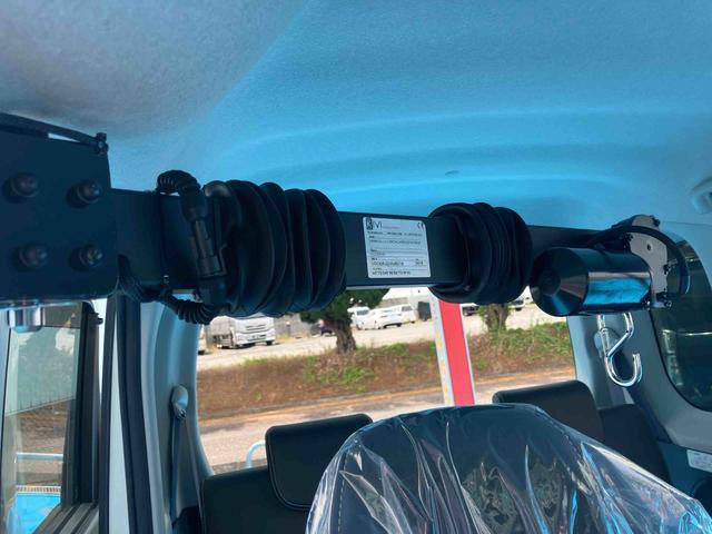 タントカスタムＲＳ　トップエディションＳＡII４ＷＤ　ターボ　６６０ｃｃ　車いす用クレーン付車　衝突被害軽減ブレーキ　横滑り防止装置　ＡＢＳ　アイドリングストップ　プッシュボタンスタート　両側電動スライドドア　カーナビ　バックモニター　ＥＴＣ（福島県）の中古車