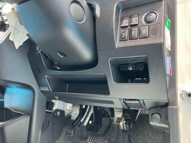 タントカスタムＲＳ　トップエディションＳＡII４ＷＤ　ターボ　６６０ｃｃ　車いす用クレーン付車　衝突被害軽減ブレーキ　横滑り防止装置　ＡＢＳ　アイドリングストップ　プッシュボタンスタート　両側電動スライドドア　カーナビ　バックモニター　ＥＴＣ（福島県）の中古車