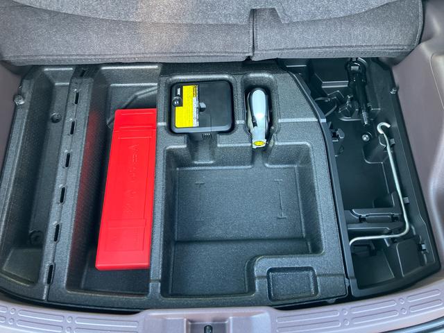 スペイドＦ４ＷＤ　１５００ｃｃ　ナビ　バックモニター　プッシュボタンスタート　ＡＢＳ　運転席・助手席エアバッグ　オートライト　電動スライドドア　社外アルミホイール　車検整備付（福島県）の中古車