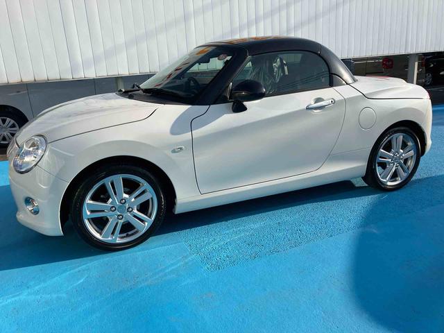 コペンセロ　Ｓ２ＷＤ　５速マニュアル　６６０ｃｃ　ターボ　電動開閉ルーフ　レカロシート　純正ナビ　バックモニター　ＥＴＣ車載器　ＡＢＳ　運転席・助手席エアバッグ　ＭＯＭＯステアリング　ワンオーナー車（福島県）の中古車