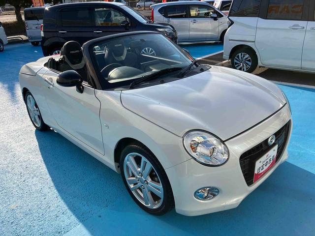 コペンセロ　Ｓ２ＷＤ　５速マニュアル　６６０ｃｃ　ターボ　電動開閉ルーフ　レカロシート　純正ナビ　バックモニター　ＥＴＣ車載器　ＡＢＳ　運転席・助手席エアバッグ　ＭＯＭＯステアリング　ワンオーナー車（福島県）の中古車