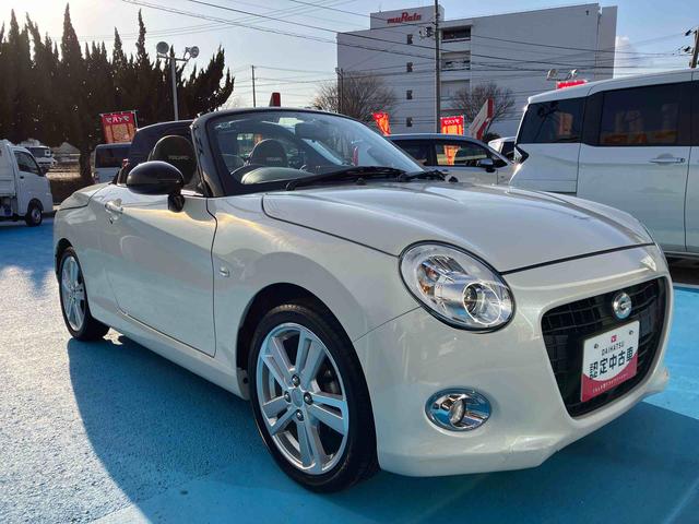 コペンセロ　Ｓ２ＷＤ　５速マニュアル　６６０ｃｃ　ターボ　電動開閉ルーフ　レカロシート　純正ナビ　バックモニター　ＥＴＣ車載器　ＡＢＳ　運転席・助手席エアバッグ　ＭＯＭＯステアリング　ワンオーナー車（福島県）の中古車