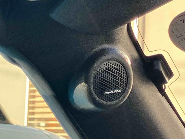 コペンセロ　Ｓ２ＷＤ　５速マニュアル　６６０ｃｃ　ターボ　電動開閉ルーフ　レカロシート　純正ナビ　バックモニター　ＥＴＣ車載器　ＡＢＳ　運転席・助手席エアバッグ　ＭＯＭＯステアリング　ワンオーナー車（福島県）の中古車