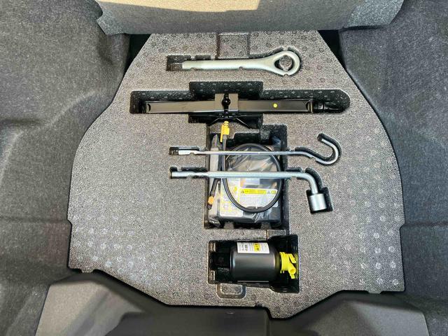 コペンセロ　Ｓ２ＷＤ　５速マニュアル　６６０ｃｃ　ターボ　電動開閉ルーフ　レカロシート　純正ナビ　バックモニター　ＥＴＣ車載器　ＡＢＳ　運転席・助手席エアバッグ　ＭＯＭＯステアリング　ワンオーナー車（福島県）の中古車