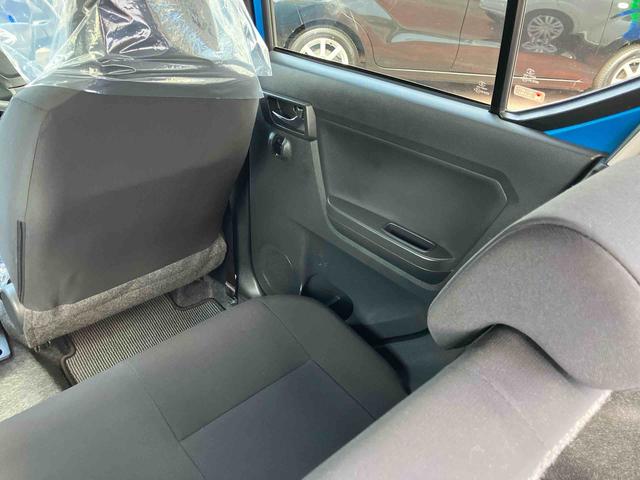 ミライースＸ　ＳＡIII２ＷＤ　ＣＶＴ　６６０ｃｃ　ＥＴＣ車載器搭載　バックモニター機能付きＤＶＤ再生対応オーディオ　衝突被害軽減ブレーキ　横滑り防止装置　ＡＢＳ　アイドリングストップ　マニュアルエアコン　車検整備付（福島県）の中古車