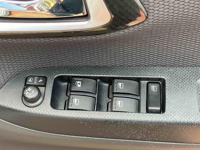 ムーヴカスタム　ＲＳ　ハイパーＳＡII４ＷＤ　ＣＶＴ　６６０ｃｃ　ターボ　カーナビ　バックモニター　衝突被害軽減ブレーキ　横滑り防止装置　ＡＢＳ　オートエアコン　ベンチシート　アイドリングストップ　プッシュボタンスタート（福島県）の中古車