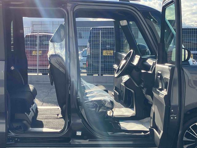 タントカスタムＲＳ４ＷＤ　ＣＶＴ　ターボ　６６０ｃｃ　両側電動スライドドア　ナビ　ドラレコ　全方位モニター　衝突被害軽減ブレーキ　横滑り防止装置　ＡＢＳ　サイドエアバッグ　アイドリングストップ　プッシュボタンスタート（福島県）の中古車