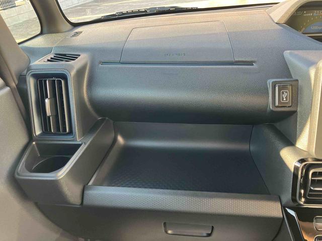 タントカスタムＲＳ４ＷＤ　ＣＶＴ　ターボ　６６０ｃｃ　両側電動スライドドア　ナビ　ドラレコ　全方位モニター　衝突被害軽減ブレーキ　横滑り防止装置　ＡＢＳ　サイドエアバッグ　アイドリングストップ　プッシュボタンスタート（福島県）の中古車