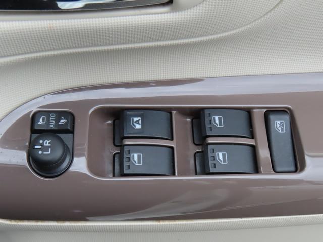 ムーヴキャンバスＸリミテッドメイクアップ　ＳＡII２ＷＤ　ＣＶＴ　６６０ｃｃ　ナビ　フルセグＴＶ　両側電動スライドドア　衝突被害軽減ブレーキ　横滑り防止装置　ＡＢＳ　アイドリングストップ　プッシュボタンスタート　オートエアコン　ワンオーナー車（福島県）の中古車