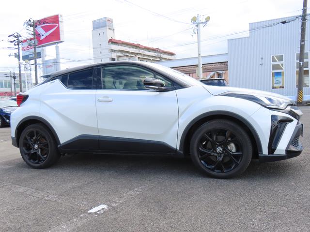 C−HRG モード ネロ セーフティプラス2WD CVT 1800cc ナビ 全方位モニター ETC車載器 クルーズコントロール 革巻きステアリング 衝突被害軽減ブレーキ 横滑り防止装置 ABS サイドエアバッグ プッシュボタンスタート(福島県)の中古車