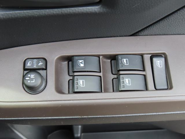 トールＧ４ＷＤ　ＣＶＴ　１０００ｃｃ　両側電動スライドドア　ナビ　全方位モニター　衝突被害軽減ブレーキ　横滑り防止装置　ＡＢＳ　アイドリングストップ　プッシュボタンスタート　車検整備付　ワンオーナー車（福島県）の中古車