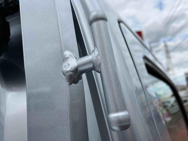 ハイゼットトラックスタンダード　農用スペシャル４ＷＤ　ＣＶＴ　６６０ｃｃ　衝突被害軽減ブレーキ　横滑り防止装置　ＡＢＳ　運転席・助手席エアバッグ　アイドリングストップ　リヤ４枚リーフスプリング　荷台作業灯　あゆみ板掛テールゲート（福島県）の中古車