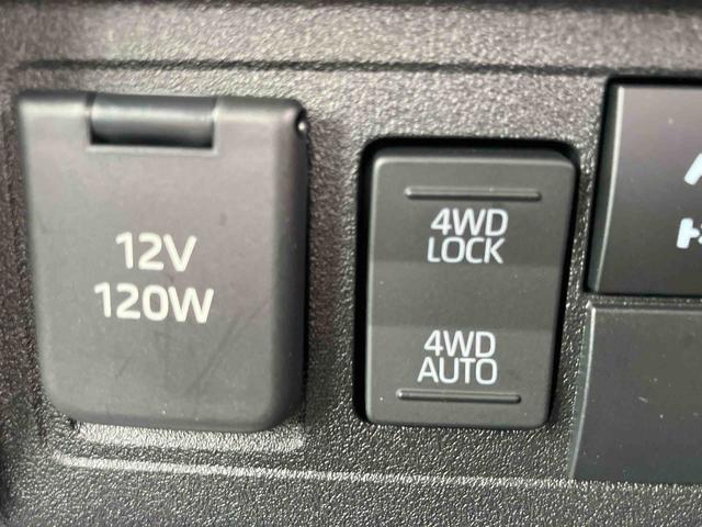 ハイゼットトラックスタンダード　農用スペシャル４ＷＤ　ＣＶＴ　６６０ｃｃ　衝突被害軽減ブレーキ　横滑り防止装置　ＡＢＳ　運転席・助手席エアバッグ　アイドリングストップ　リヤ４枚リーフスプリング　荷台作業灯　あゆみ板掛テールゲート（福島県）の中古車