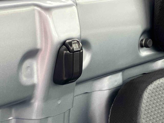 ハイゼットトラックスタンダード　農用スペシャル４ＷＤ　ＣＶＴ　６６０ｃｃ　衝突被害軽減ブレーキ　横滑り防止装置　ＡＢＳ　運転席・助手席エアバッグ　アイドリングストップ　リヤ４枚リーフスプリング　荷台作業灯　あゆみ板掛テールゲート（福島県）の中古車