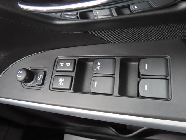 ＳＸ４ Ｓクロスベースグレードフルタイム４ＷＤ　６ＡＴ　１６００ｃｃ　運転席・助手席エアバッグ　ナビ　バックモニター　ＥＴＣ車載器　プッシュスタート　オートエアコン　シートヒーター　クルーズコントロール（福島県）の中古車